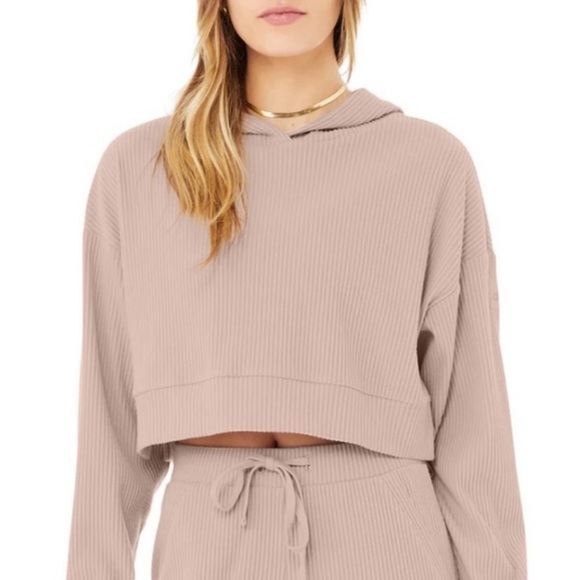 ALO Yoga Tops - Alo yoga dusty pink muse ribbed crop hoodie M